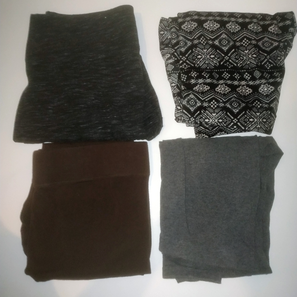 Set of 4 pairs of leggings